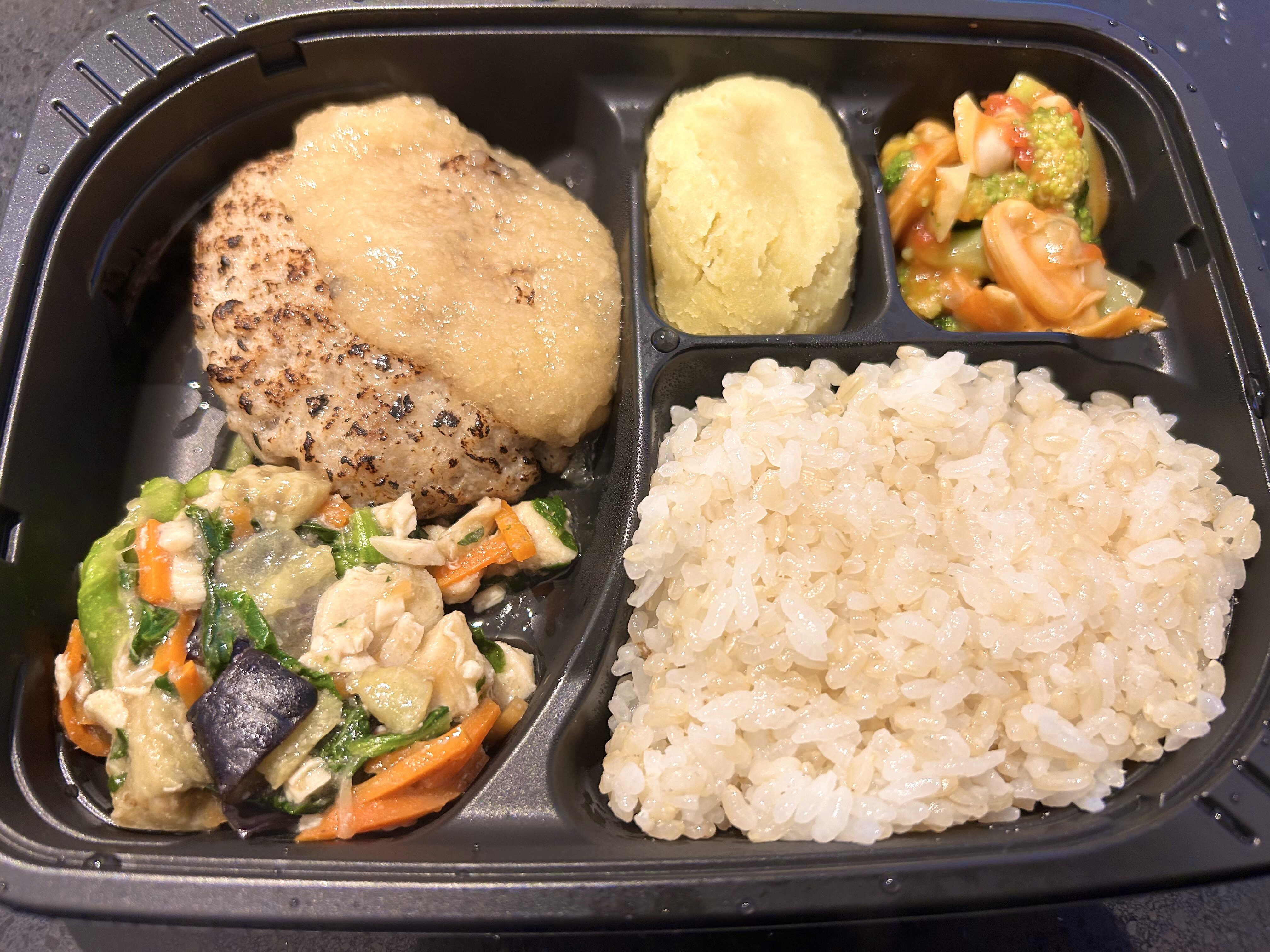 ママの休食_手ごね風ハンバーグ和風おろしソース