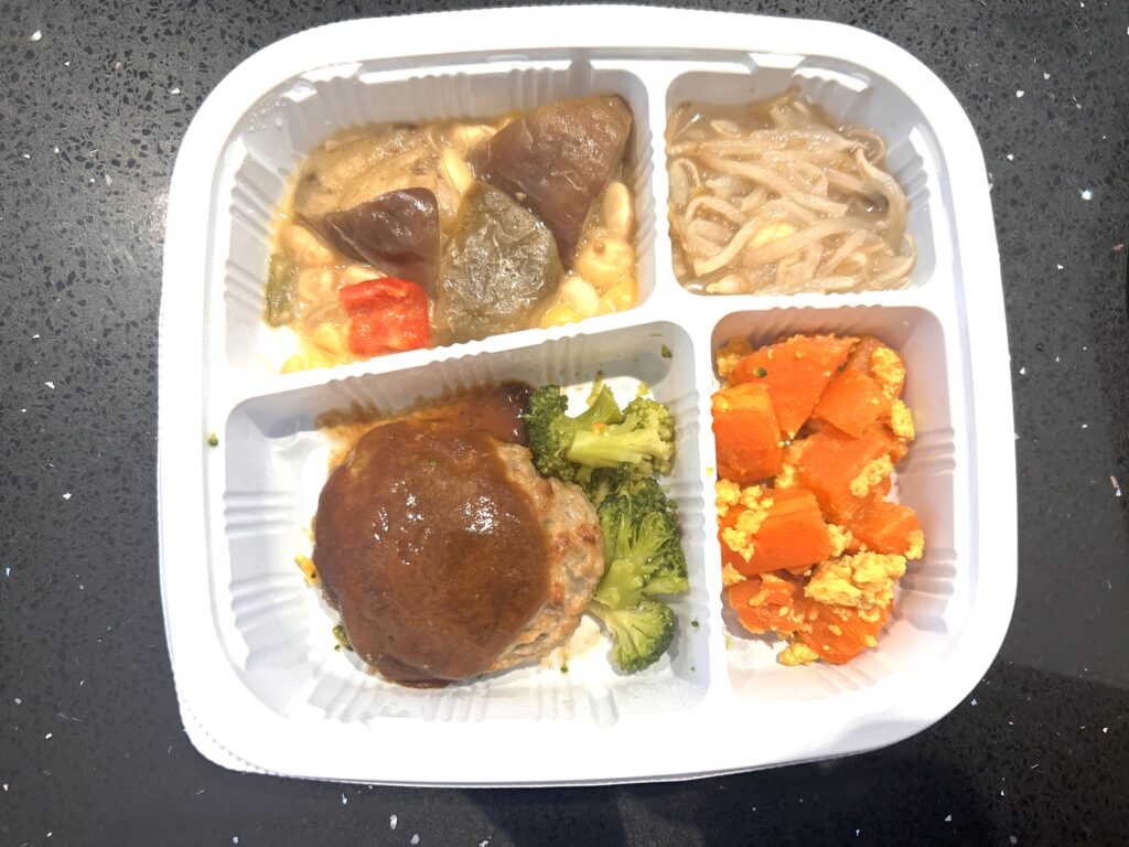ライフミール_ハンバーグデミグラスソース弁当実食